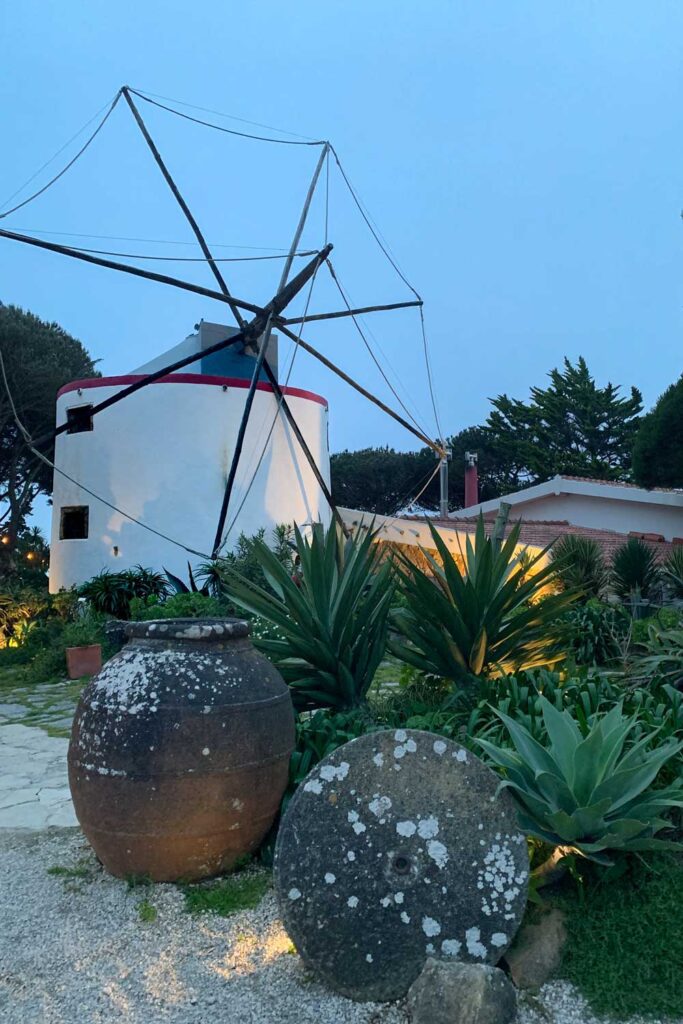 photo of Moinho Dom Quixote windmill and restaurant in Azoia, Portugal